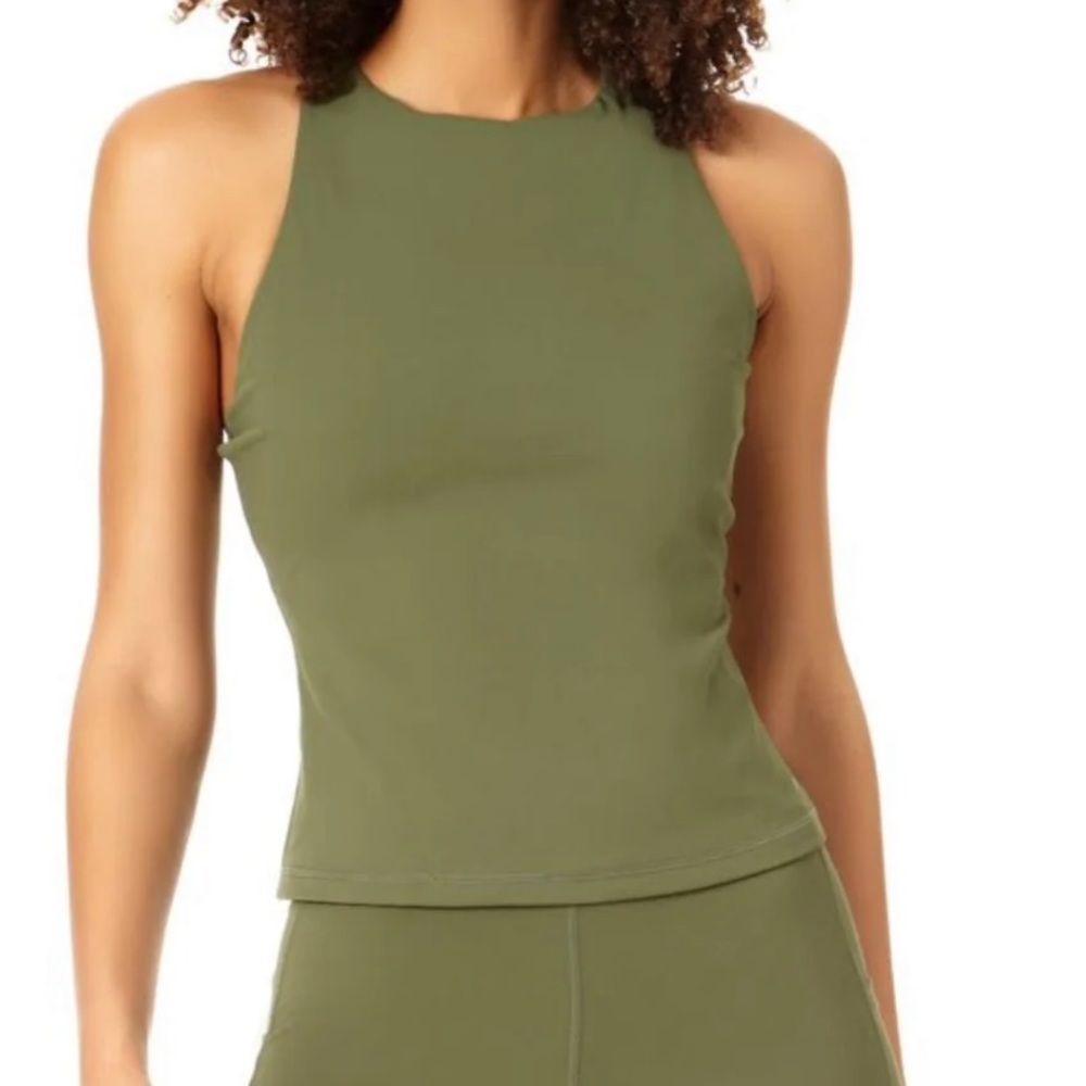 High neck tank